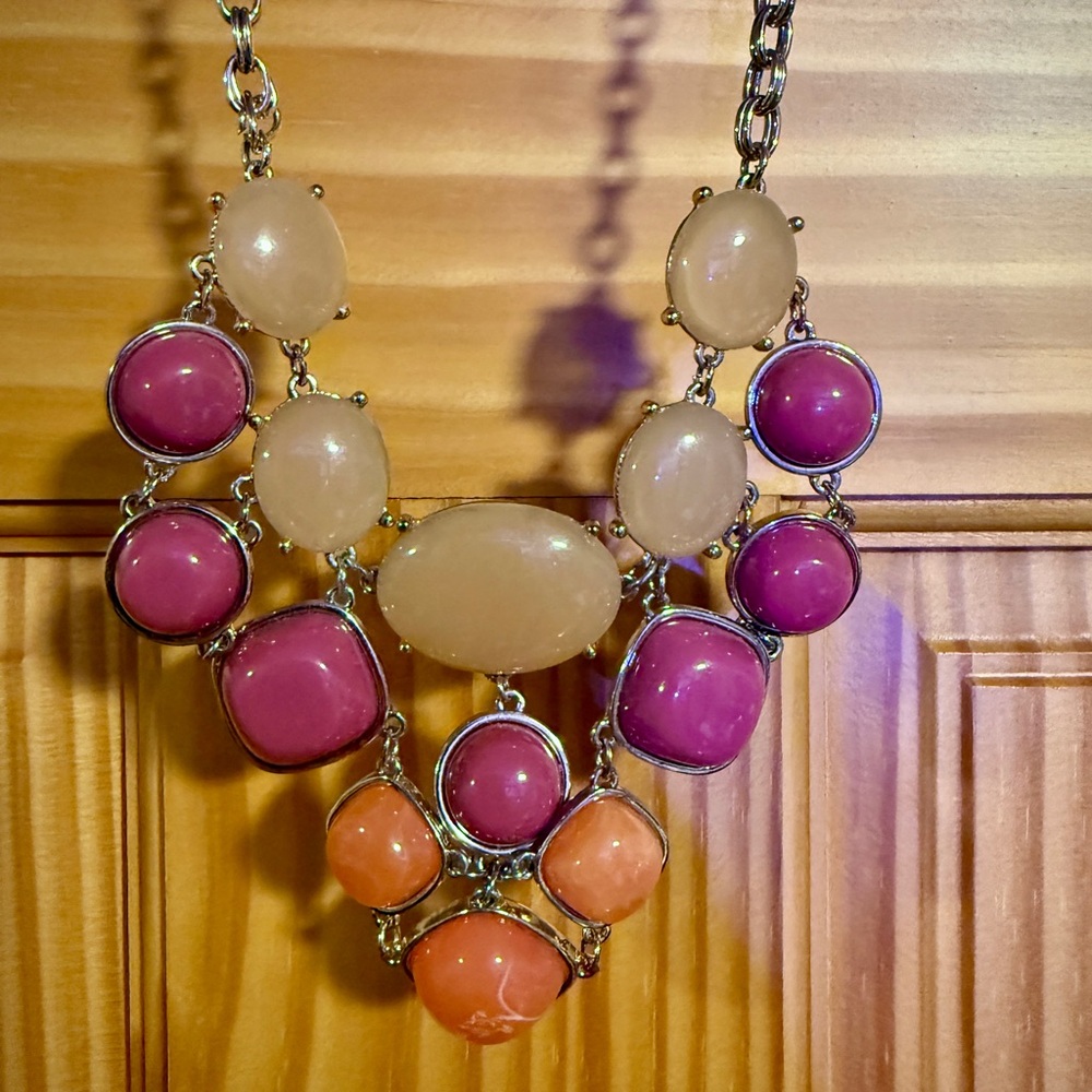 💝 Elegant Multi-Color Statement Necklace